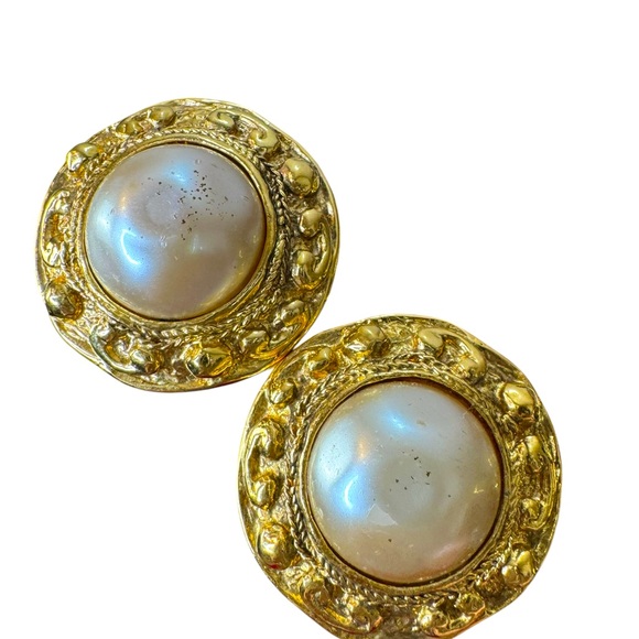 Chanel Earrings 24k Gold Plated - Picture 2 of 4